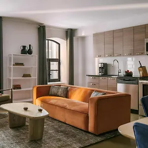 Sonder By Marriott Bonvoy Penny Lane Old 4* Montréal