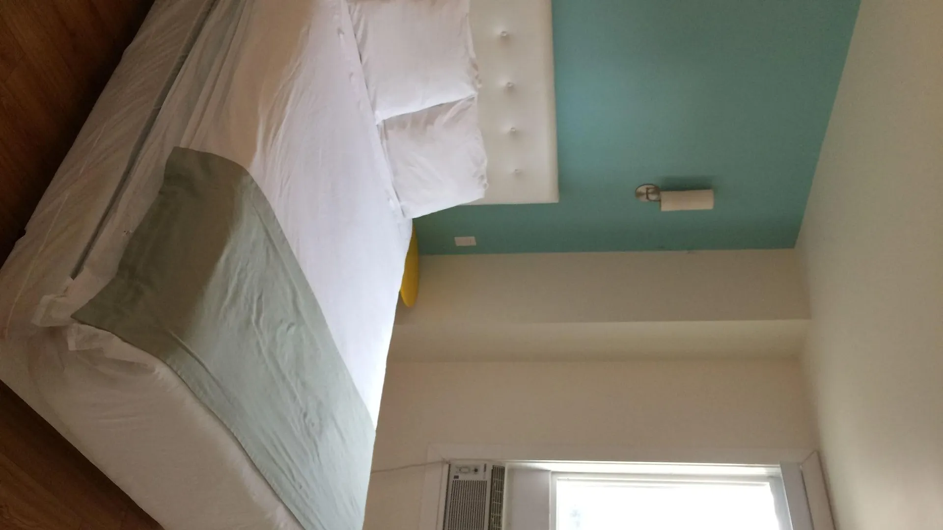 Hotel Royal Oak Inn Toronto