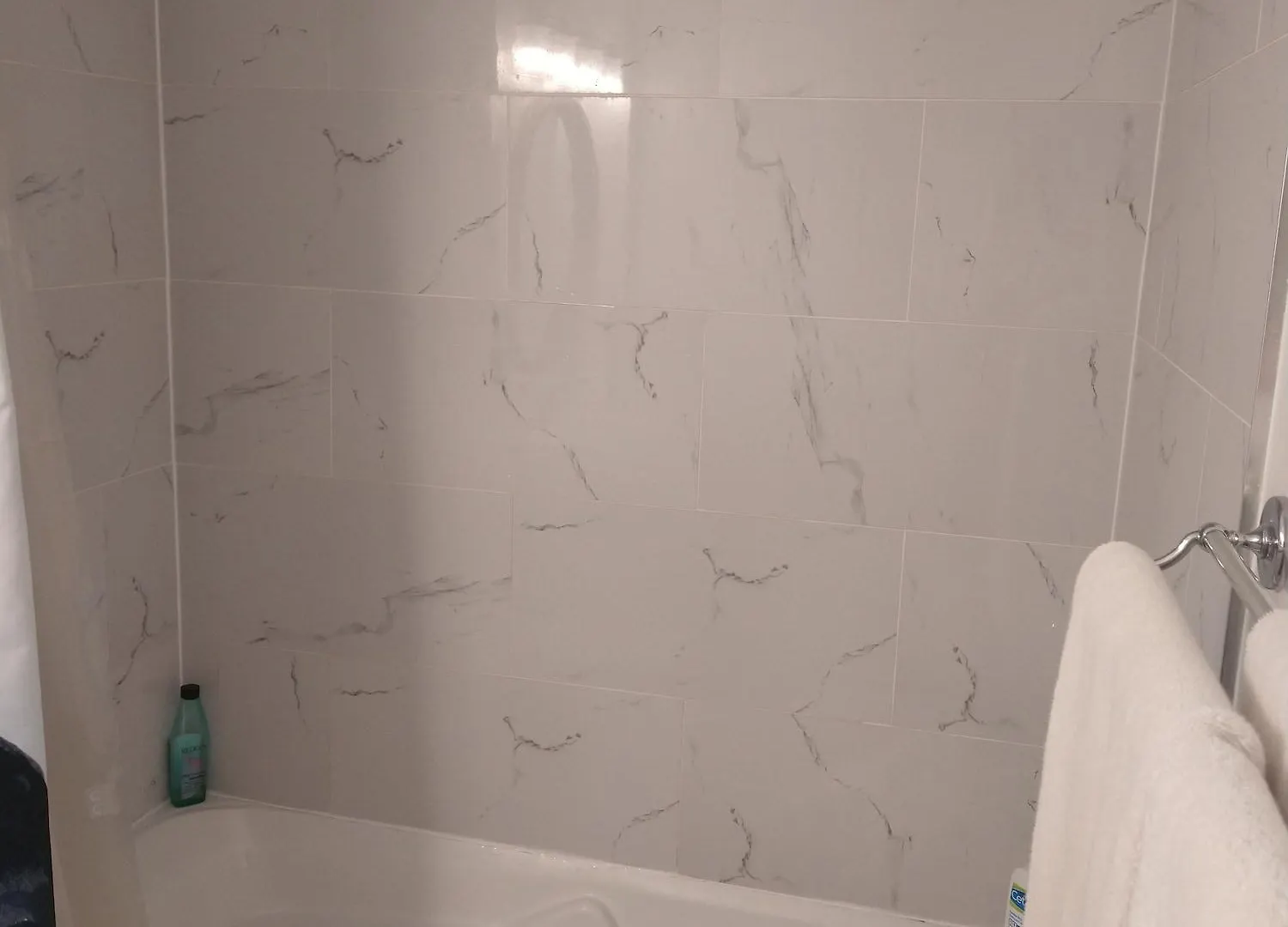 ** Hotel Royal Oak Inn Toronto Canada