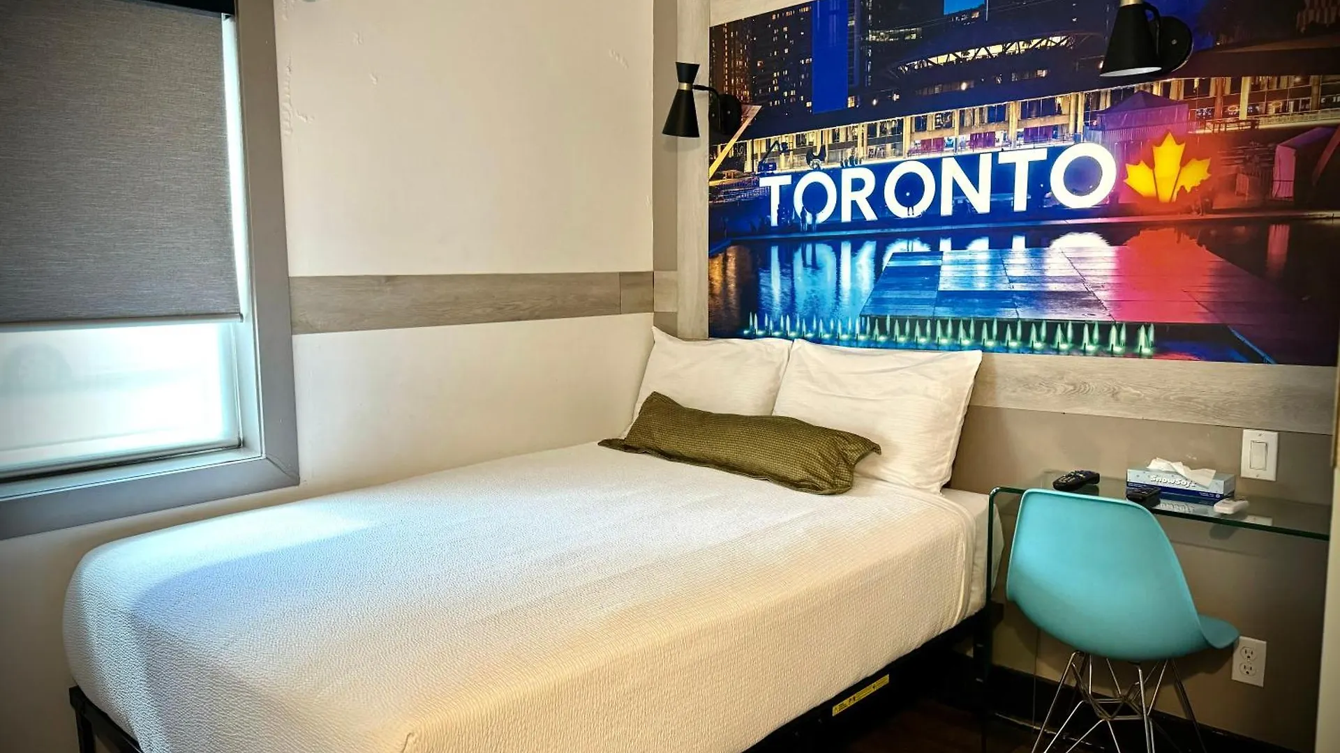 Royal Oak Inn Toronto Hotel